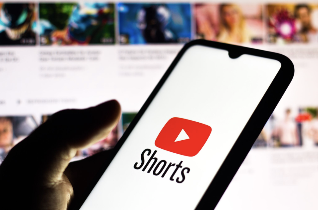 social-media-marketing-updates-youtube-shorts-frizbit